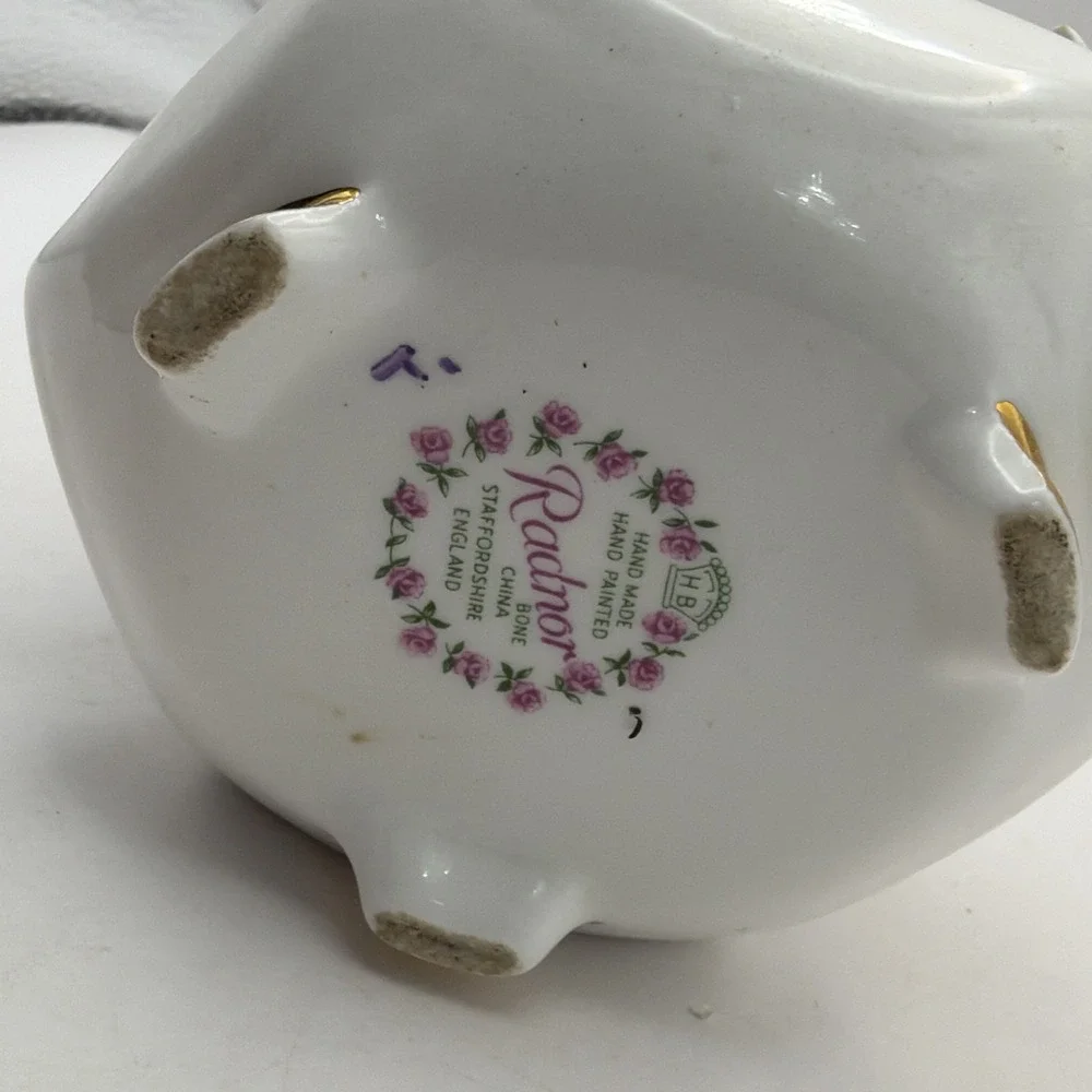 Radnor Bone China Figurine Footed Floral Bouquet 4